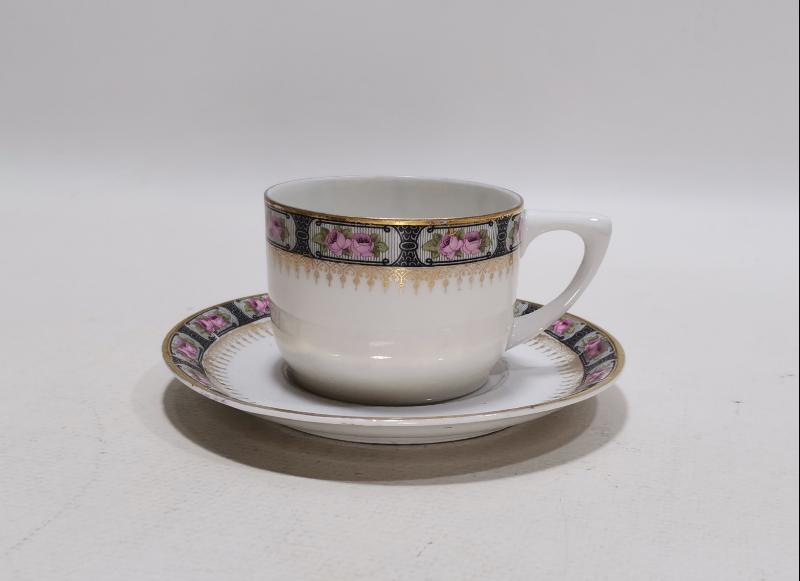 OSMANLI DÖNEMİ PORSELEN ÇAY FİNCANI