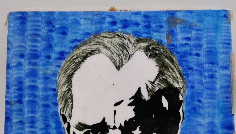 SANATÇI İŞİ ANTİKA KÜTAHYA SERAMİK KARO ATATÜRK ÇALIŞMASI