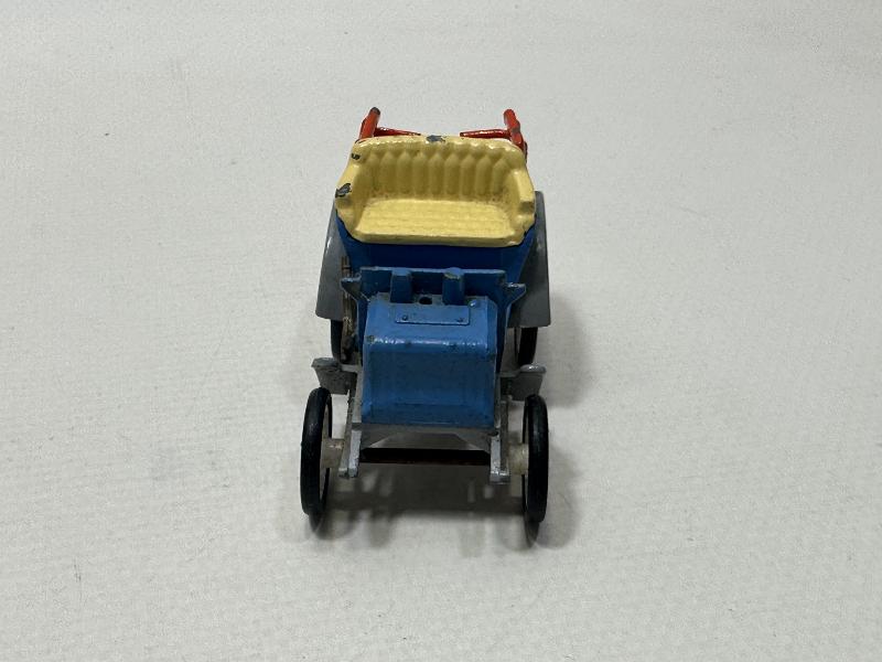 ANTİKA OYUNCAK METAL ARABA