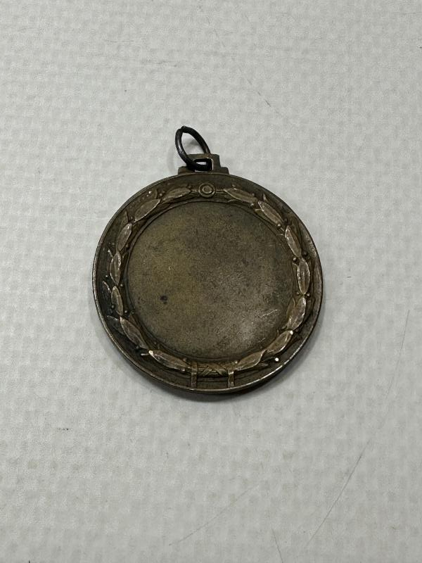 CUMHURİYET İLK DÖNEM ENGELLİ KOŞU MADALYASI 