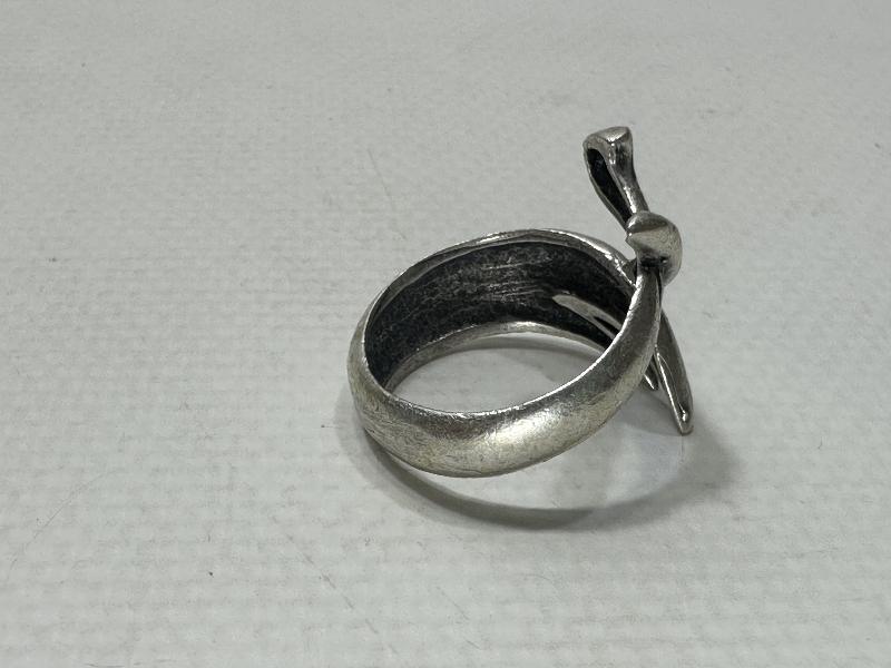 ÜZERİ HADİS YAZILI ZÜLFİKAR KILICI FORMLU YÜZÜK