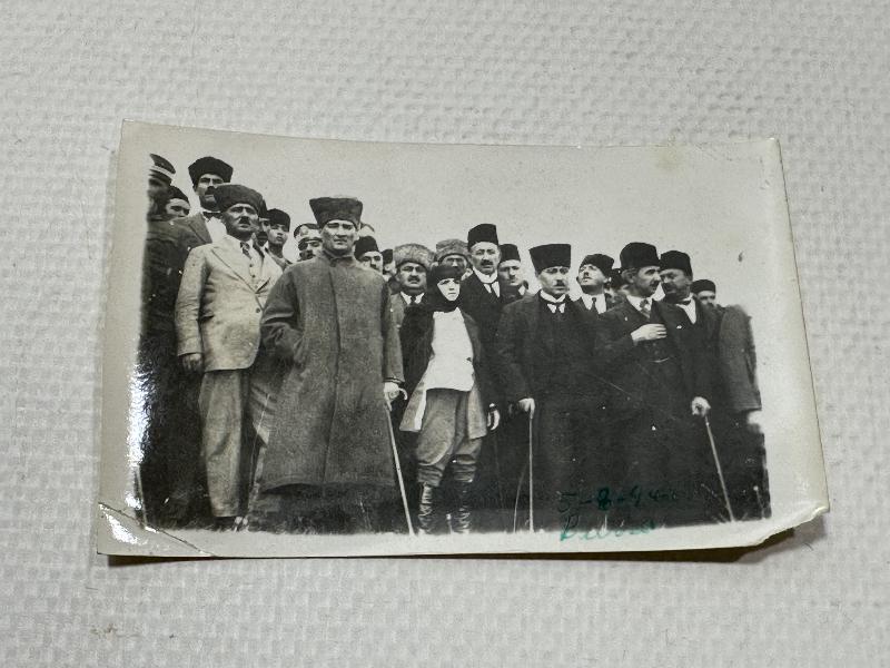 İLK KEZ GÖRÜLEN ORJİNAL ATATÜRK FOTOĞRAFI 