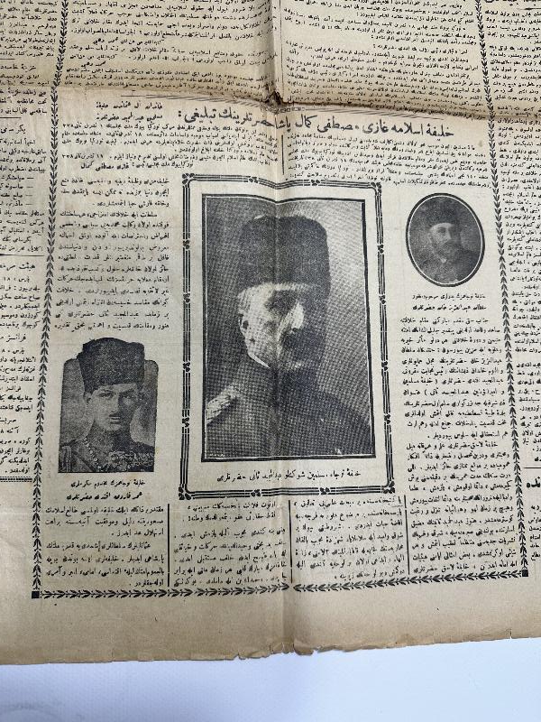 VELİAHT ABDÜLMECİD EFENDİ'NİN SON HALİFE OLARAK SEÇİLMESİ MANŞETLİ 20 KASIM 1922 TARİHLİ İLERİ GAZETESİ