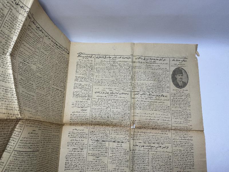 VELİAHT ABDÜLMECİD EFENDİ'NİN SON HALİFE OLARAK SEÇİLMESİ MANŞETLİ 20 KASIM 1922 TARİHLİ İLERİ GAZETESİ