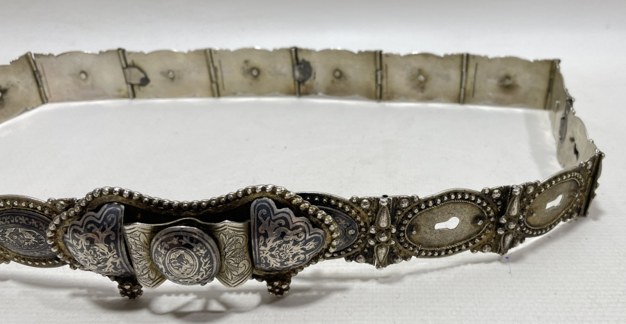 ABDÜLMECİD HAN DÖNEMİ HER BAKLASI TUĞRALI VE ÇEŞNİLİ İLK DÖNEM SAVATLI GÜMÜŞ KEMER