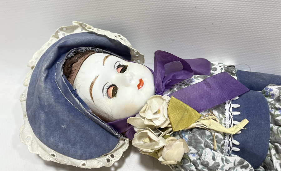 GÖZLERİ HAREKETLİ ANTİKA PORSELEN BEBEK