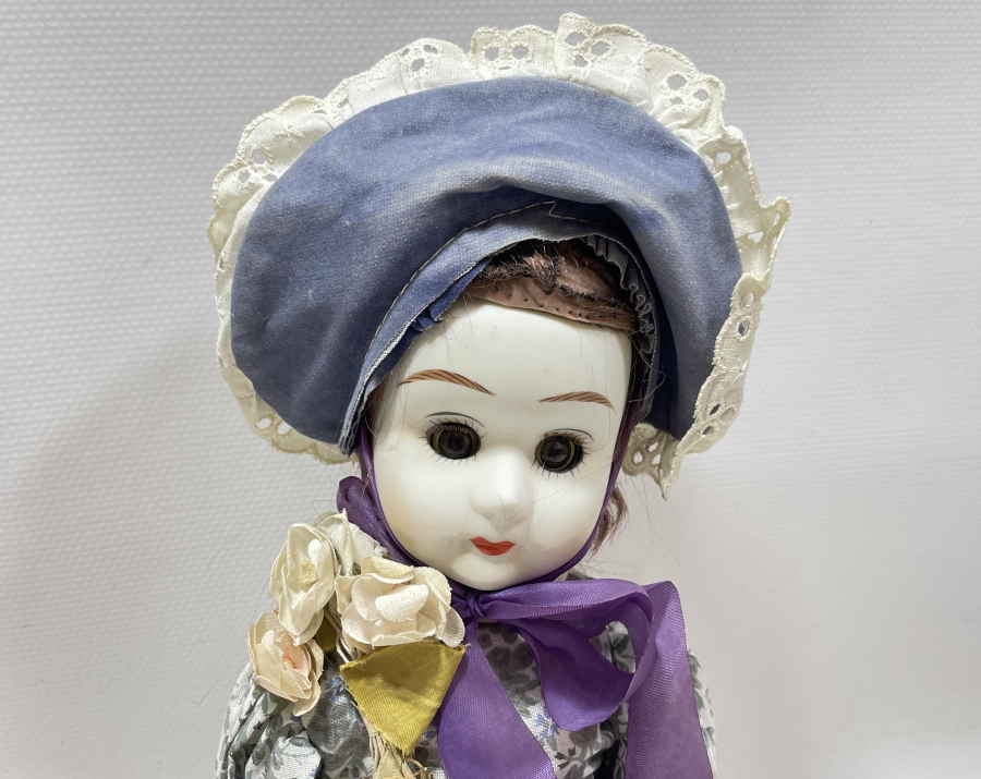 GÖZLERİ HAREKETLİ ANTİKA PORSELEN BEBEK