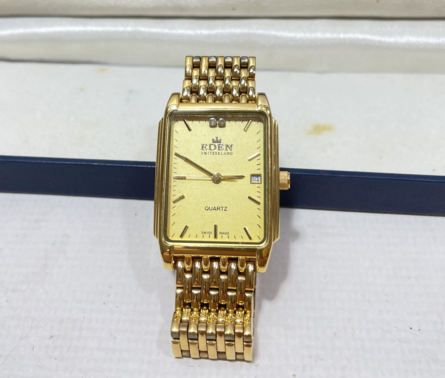 ORJİNAL KUTUSUNDA ALTIN KAPLAMA ÇİL KONDİSYONDA EDEN MARKA KOL SAATİ