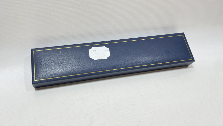 ORJİNAL KUTUSUNDA ALTIN KAPLAMA ÇİL KONDİSYONDA EDEN MARKA KOL SAATİ