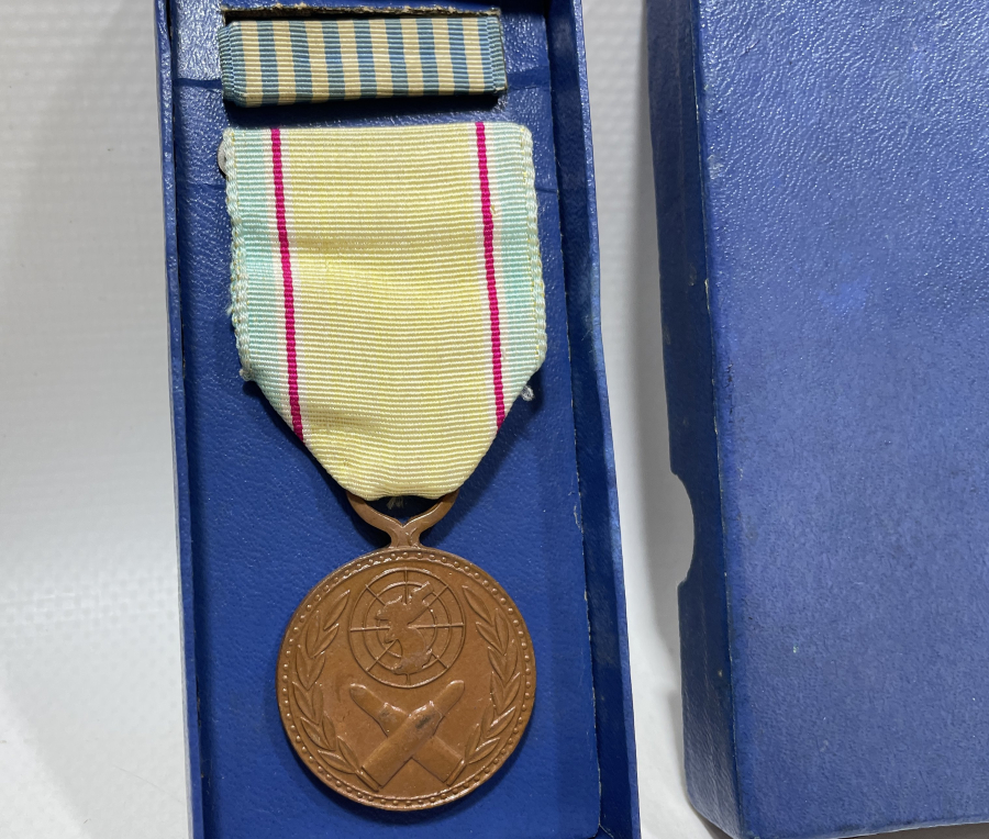 ORJİNAL KUTUSUNDA ÇİL KONDİSYONDA KORE HARBİ MADALYASI