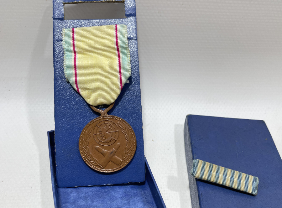 ORJİNAL KUTUSUNDA ÇİL KONDİSYONDA KORE HARBİ MADALYASI