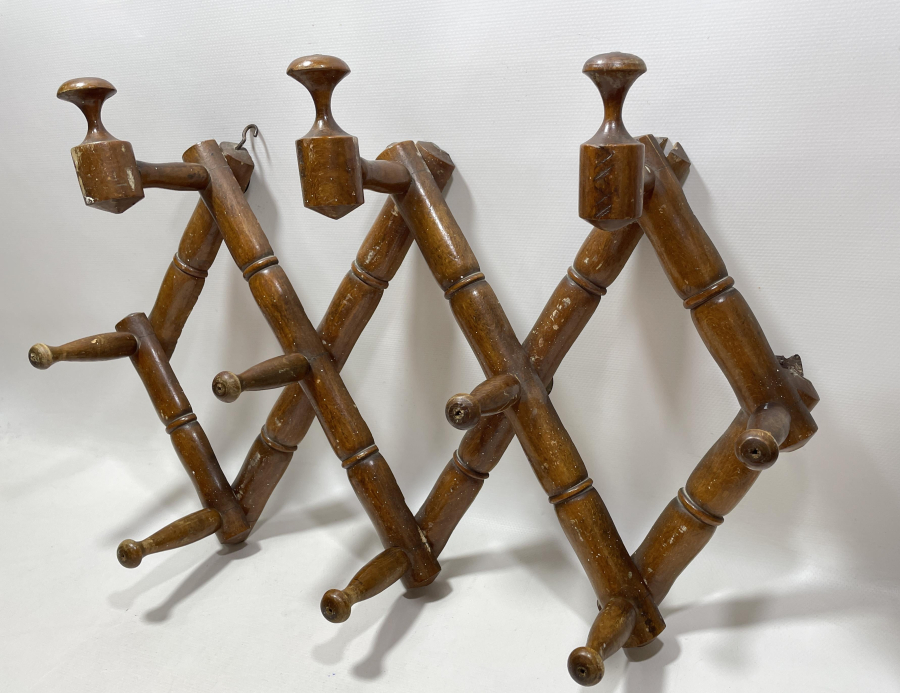 OSMANLI DÖNEMİ AHŞAP AKORDİYON ASKILIK