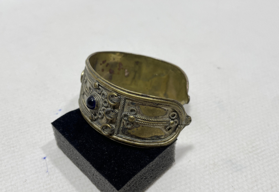 OSMANLI DÖNEMİ KABARTMA İŞÇİLİKLİ BİLEZİK