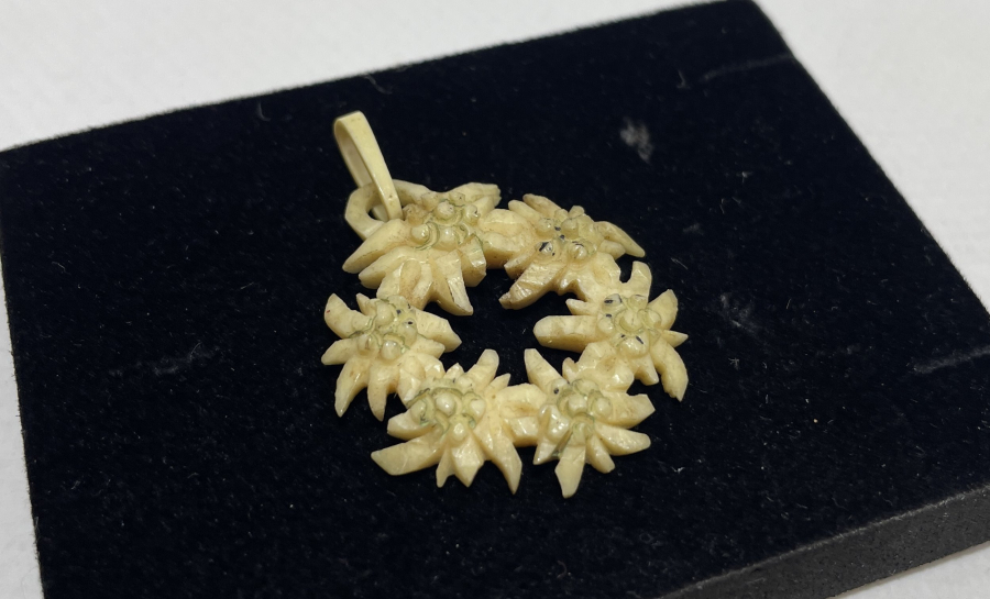 ÖZEL YAPIM ANTİKA KEMİK KOLYE UCU