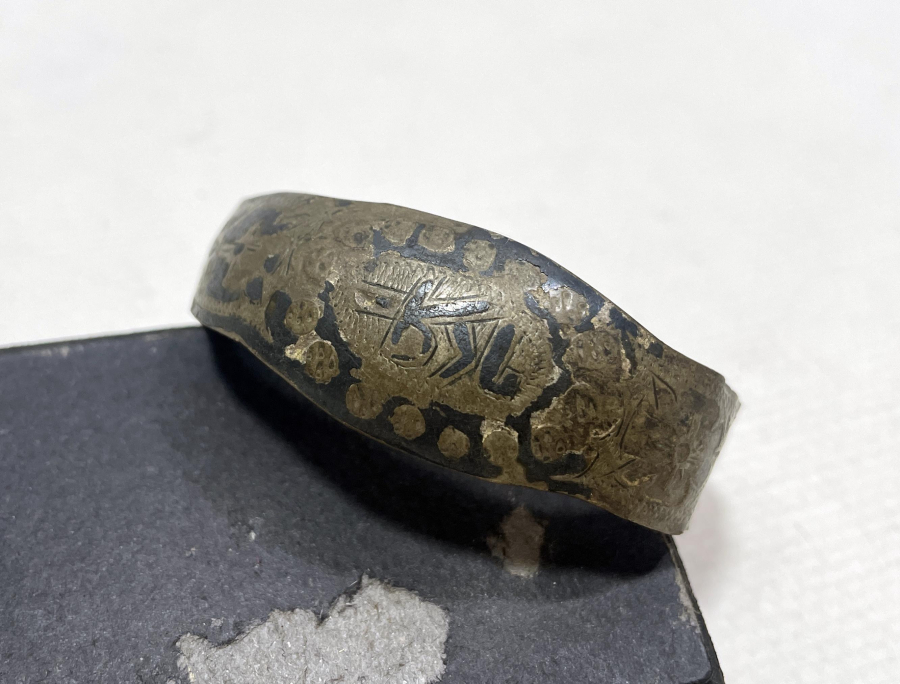 ÜZERİ OSMANLICA YAZILI SAVATLI GÜMÜŞ BİLEZİK