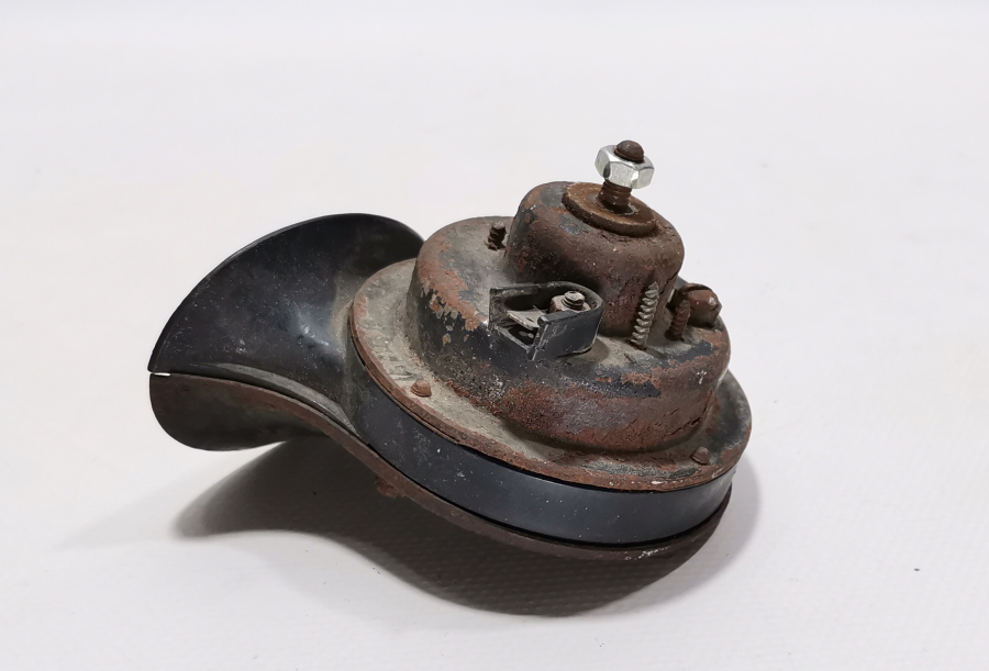 ANTİKA ARABA KORNASI