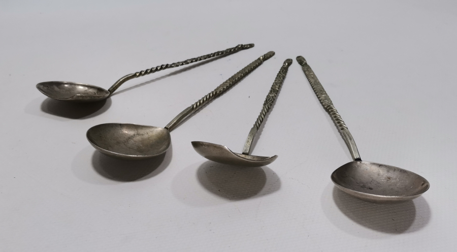 ANTİKA METAL KEPÇE LOTU