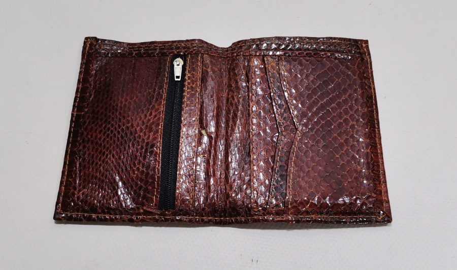 ANTİKA YILAN DERİSİ CÜZDAN