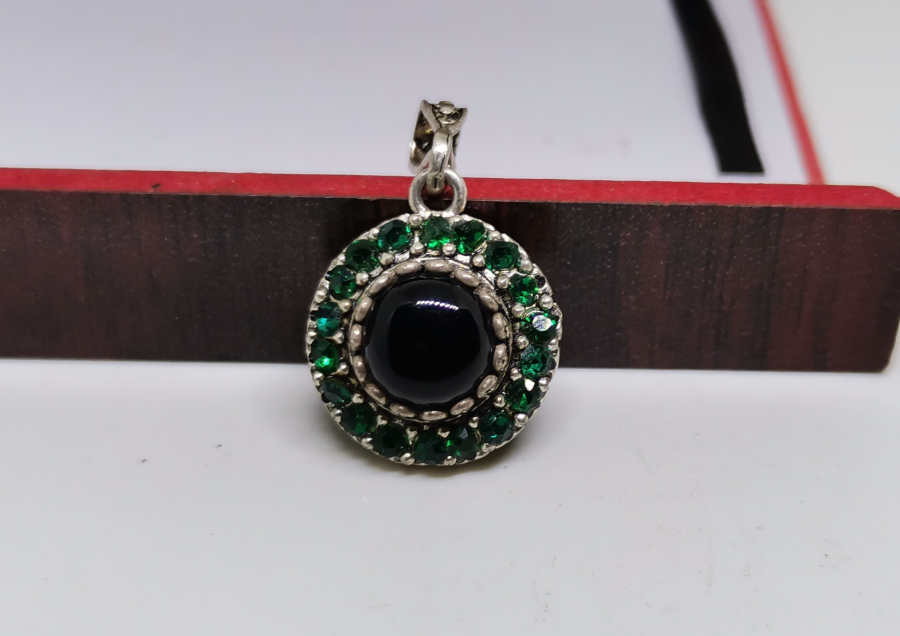 BEY PAZARI YAPIMI AKİK TAŞLI KOLYE UCU