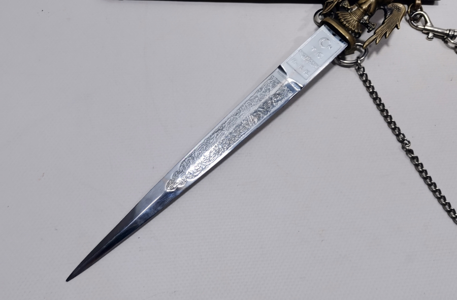 CUMHURİYET BAŞLARI KATALİN SAPLI ÇOK NADİR HAVACI SUBAY MEÇİ