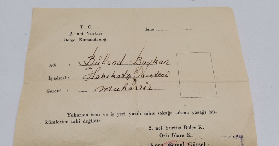 GENERAL CEMAL GÜRSEL İMZALI ÇOK NADİR SOKAĞA ÇIKMA YASAĞI İZNİ