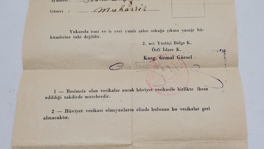 GENERAL CEMAL GÜRSEL İMZALI ÇOK NADİR SOKAĞA ÇIKMA YASAĞI İZNİ