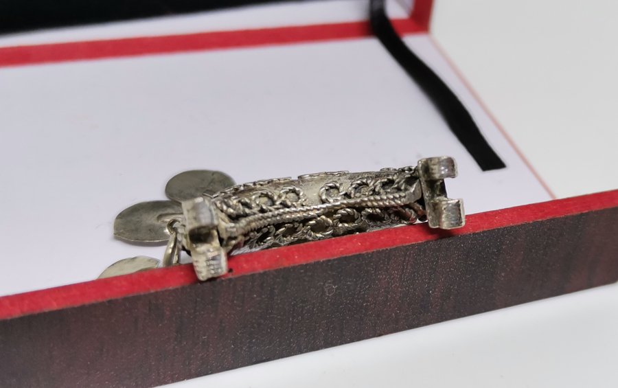 GÜHERSE İŞÇİLİKLİ OSMANLI DÖNEMİ GÜMÜŞ TAKI PARÇASI