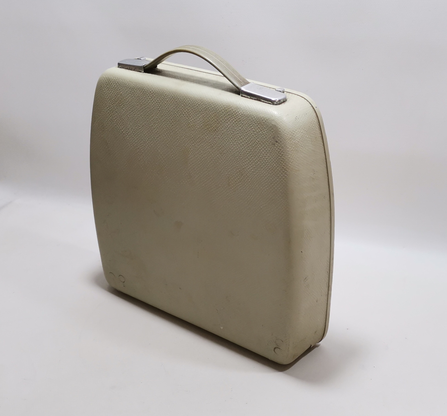 ORJİNAL KUTUSUNDA TİPPA MARKA ANTİKA DAKTİLO