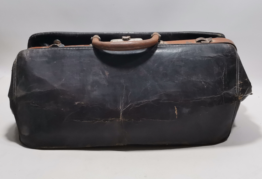 OSMANLI DÖNEMİ ÇOK NADİR DERİ DOKTOR ÇANTASI