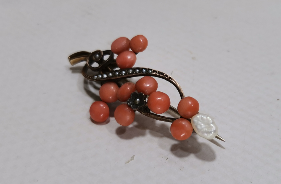 OSMANLI DÖNEMİ MERCAN VE İNCİLİ ALTIN BROŞ