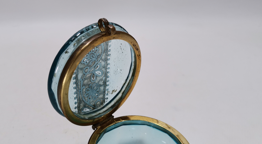 OSMANLI DÖNEMİ MİNE İŞÇİLİKLİ KAPAKLI KUTU