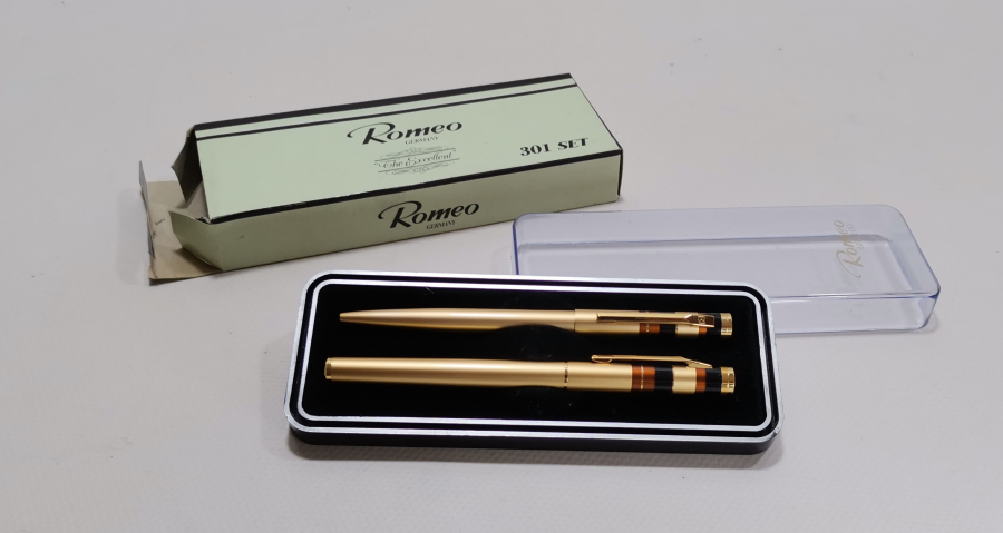 ROMEO MARKA ANTİKA ORJİNAL KUTUSUNDA ANTİKA ÇİFT KALEM