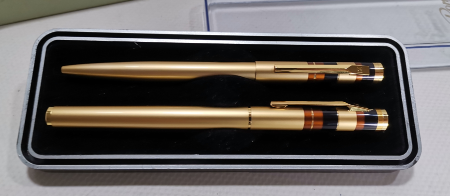 ROMEO MARKA ANTİKA ORJİNAL KUTUSUNDA ANTİKA ÇİFT KALEM