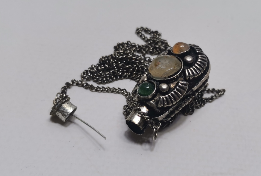 AKİK TAŞLI ANTİKA GÜMÜŞ KAPLAMA KOKULUK