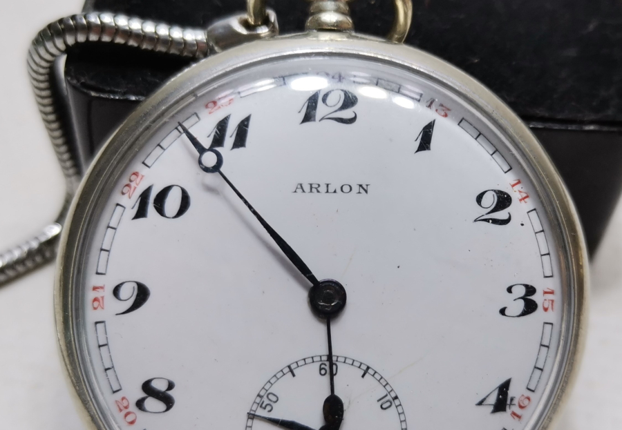 ÇİL KONDİSYONDA TEPEDEN KURMALI ANTİKA ARLON CEP SAATİ