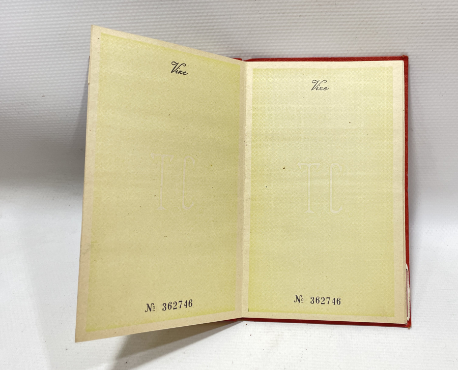 CUMHURİYET BAŞLARI BASILMIŞ ÇOK NADİR PASAPORT