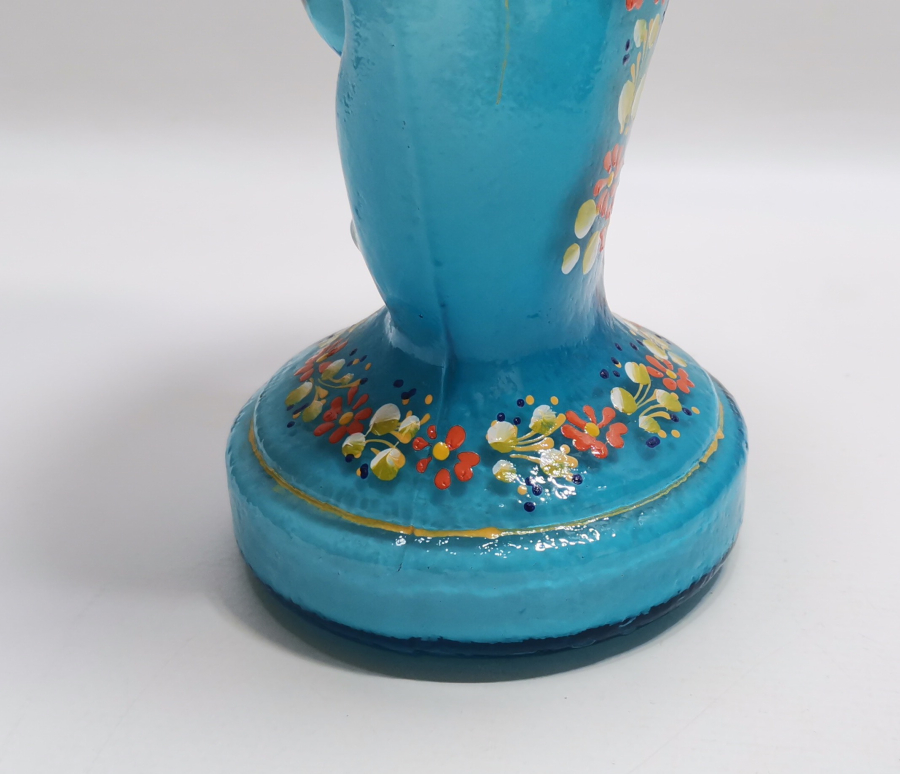 HANIMELİ FORMUNDA ÖZEL YAPIM MİNELİ VE FIRFIRLI ANTİKA VAZO