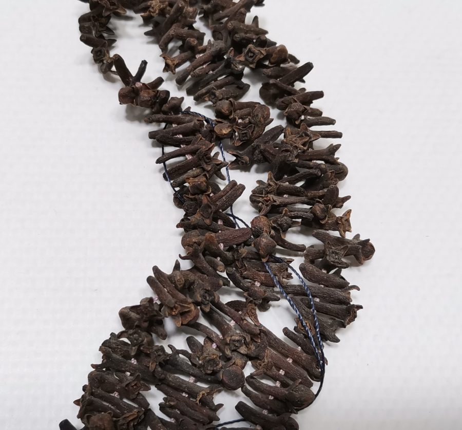 OSMANLI DÖNEMİ KARANFİLLİ GELİN NAZARLIĞI