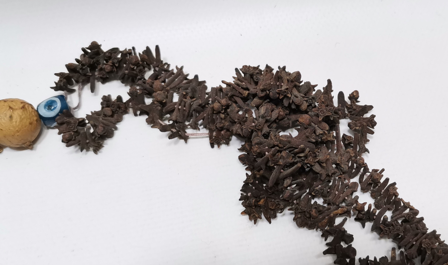 OSMANLI DÖNEMİ KARANFİLLİ GELİN NAZARLIĞI