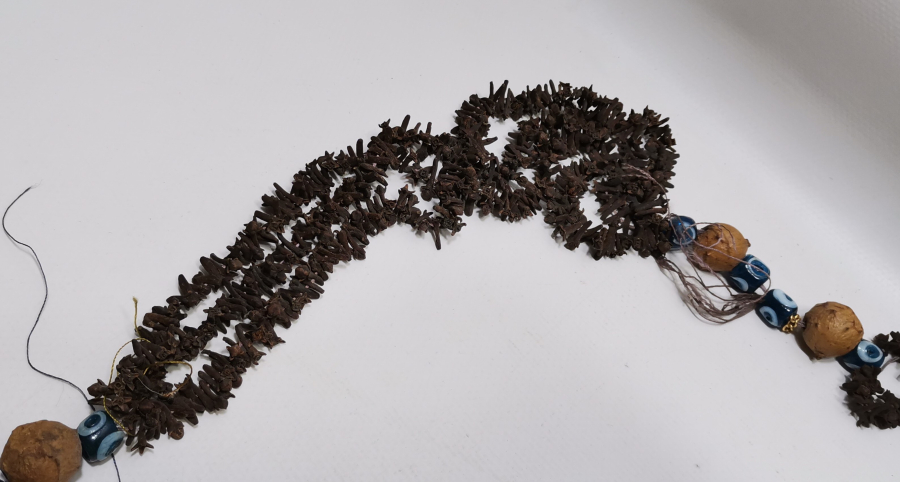 OSMANLI DÖNEMİ KARANFİLLİ GELİN NAZARLIĞI