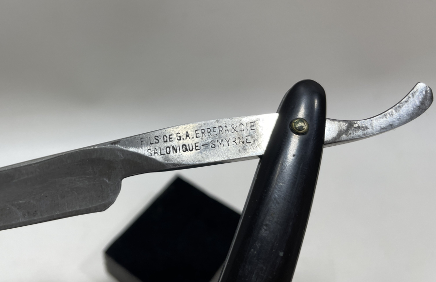 SAPINDA SMYRNE- SELANİK YAZILI OSMANLI DÖNEMİ ÇOK NADİR BAKALİT SAPLI BERBER USTURASI