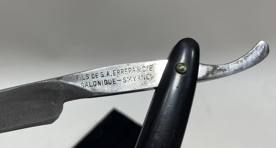 SAPINDA SMYRNE- SELANİK YAZILI OSMANLI DÖNEMİ ÇOK NADİR BAKALİT SAPLI BERBER USTURASI