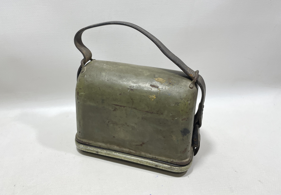 ORJİNAL DERİSİ ASKISI VE KUTUSU İLE ÇOK NADİR TEODOLİT