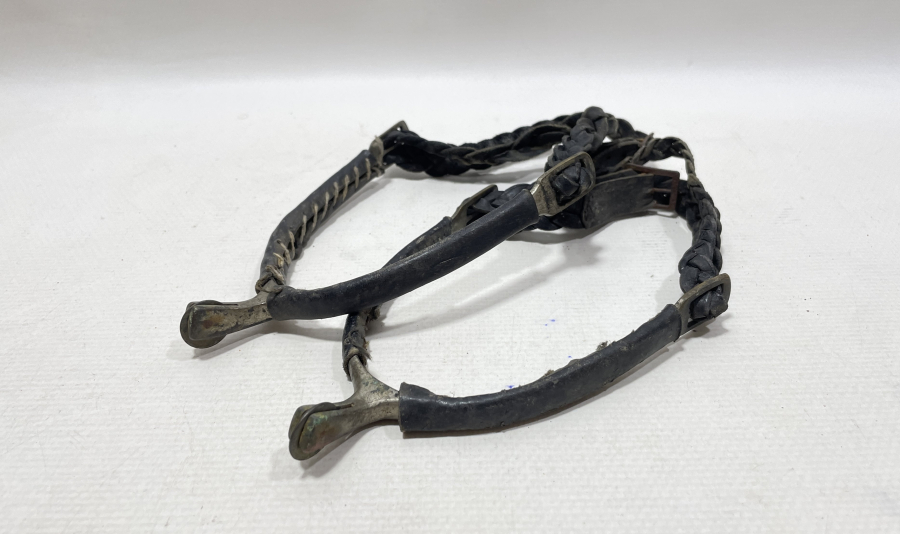 OSMANLI DÖNEMİ ÜZERİ DERİ KAPLI NADİR SUBAY MAHMUZU