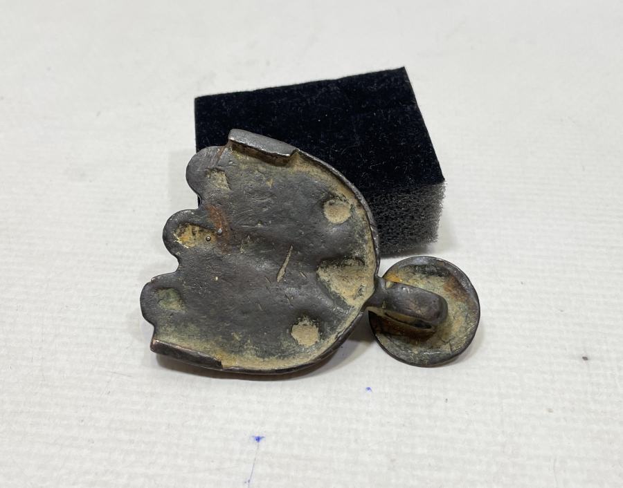 OSMANLI DÖNEMİ ÜZERİ TOMBAKLI VE KINIK BOY DAMGALI ÇOK NADİR KEMER TOKASI PARÇASI- İLK KEZ GÖRÜLÜYOR