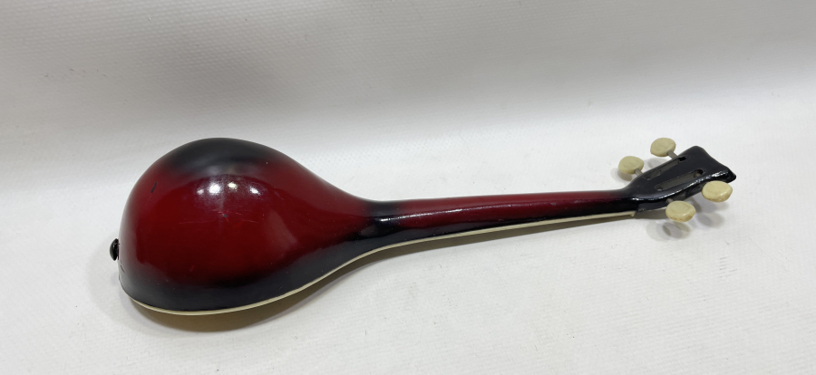 SAZ FORMUNDA YAPILMIŞ LATERNALI ANTİKA OYUNCAK MÜZİK ÇALAR