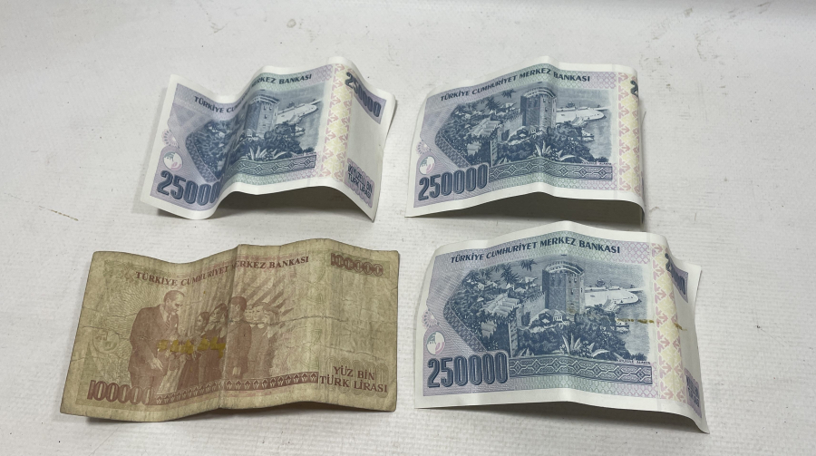 ANTİKA KAĞIT PARA LOTU
