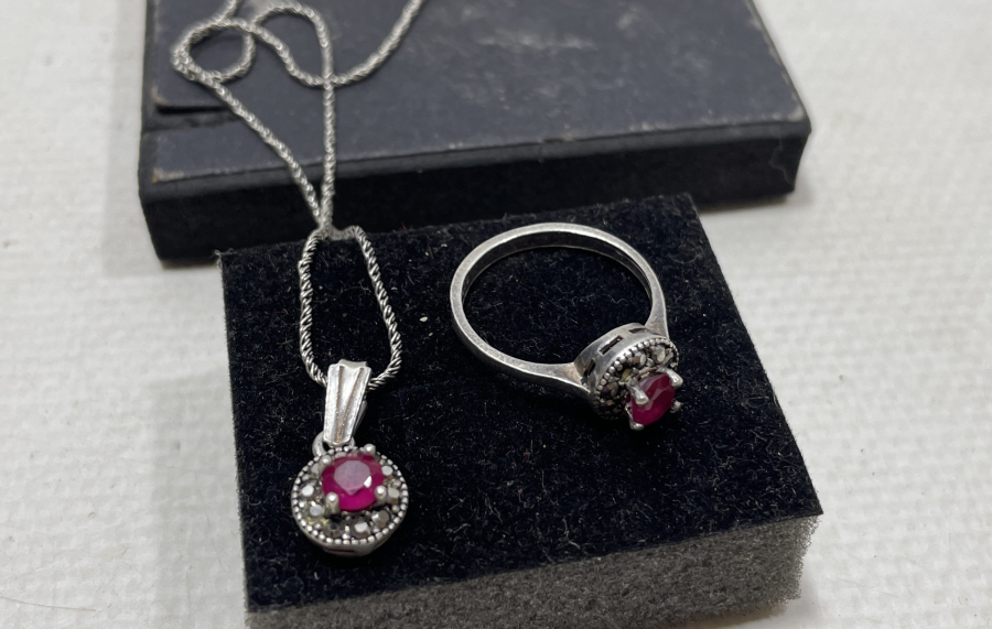 DOĞAL TAŞLI GÜMÜŞ KOLYE YÜZÜK TAKIMI