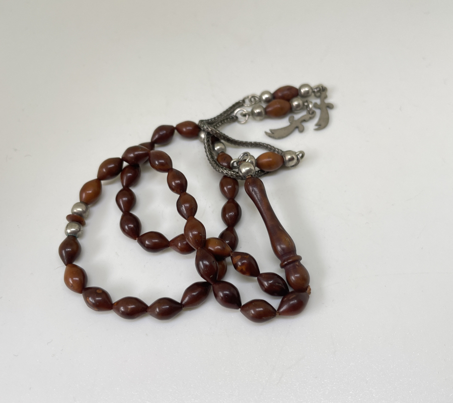 GÜMÜŞ PÜSKÜLLÜ KUKA TESPİH