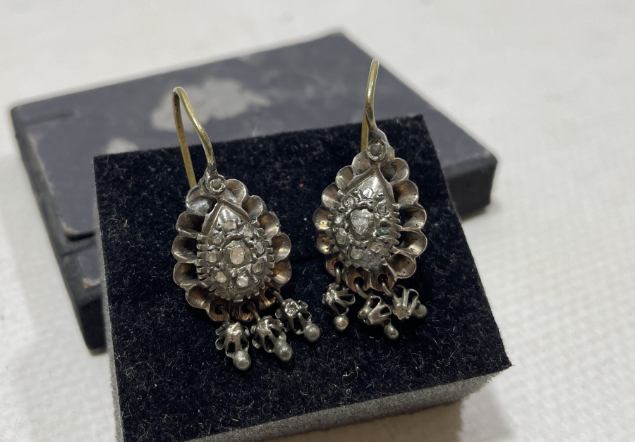 OSMANLI DÖNEMİ ELMAS TAŞLI DUT MODEL ALTIN KÜPE